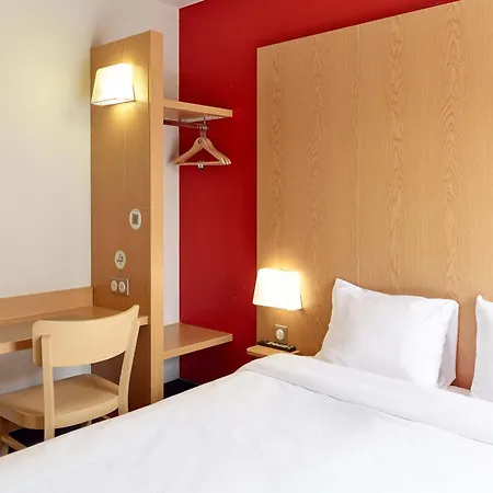 Paris Italie Porte De Choisy 2* 이브리쉬르센